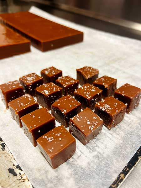 Dîner Unique avec Disent-Elles le vendredi 13 décembre 2024 à 20h | Roselières restaurant gastronomique