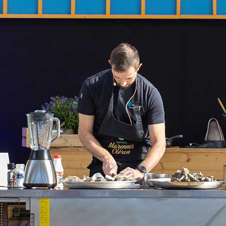© photo SYMAPS | Florian Chef des Roselières aux Fêtes de l'Ostra 2024