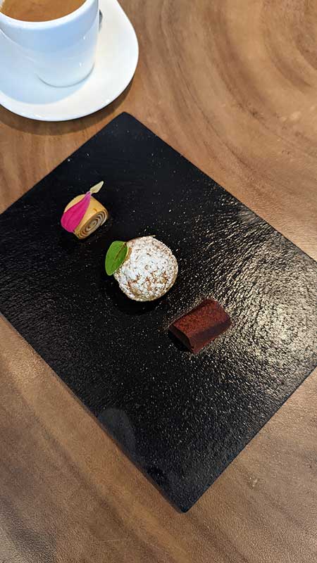 Roselières restaurant gastronomique près de Royan, à Saujon en Charente Maritime